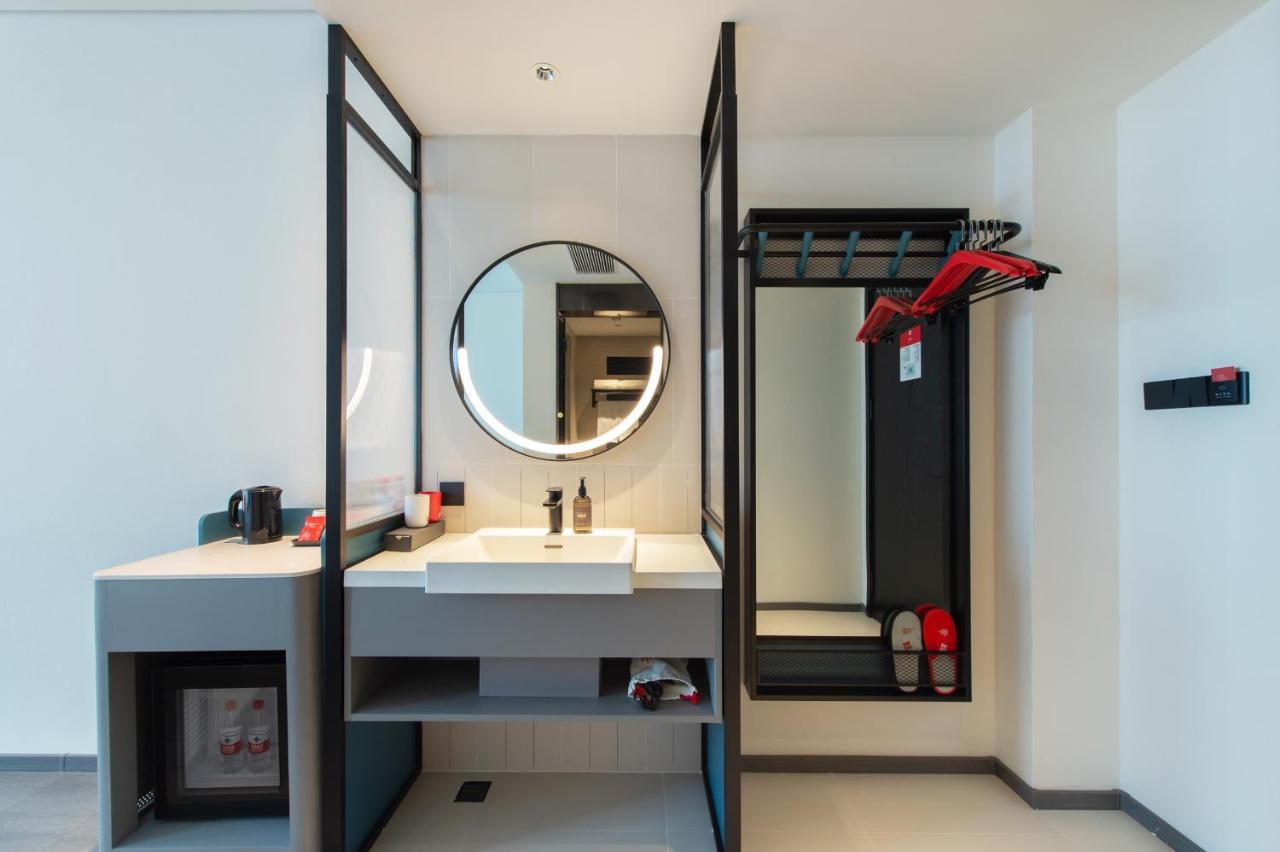 Ibis Li Wang Road, Jiaodong Airport Hotel Jiaozhou Exterior photo